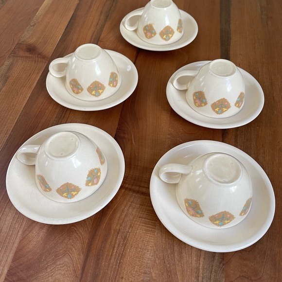 Set of Five Vintage Vernon Kilns Ware Stoneware Cups and Saucers Floral MCM - Picture 4 of 7